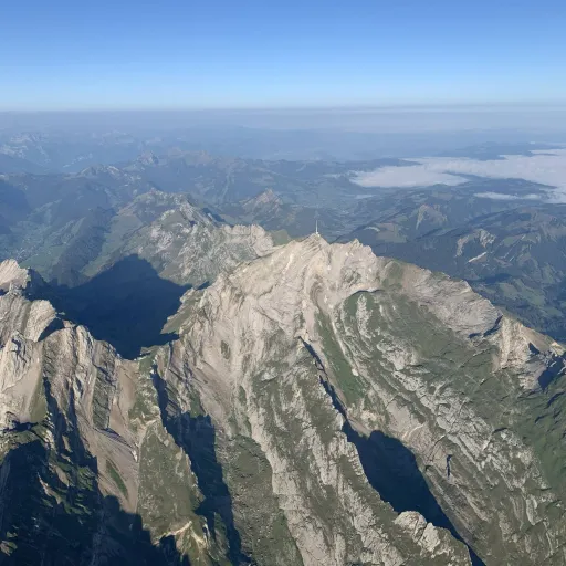 Über dem Säntis, Hochnebel um Unterland